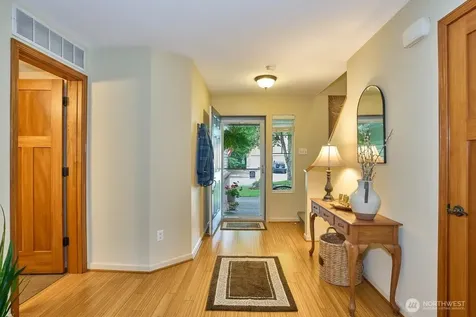 24131 235th Avenue SE Maple Valley WA 98038