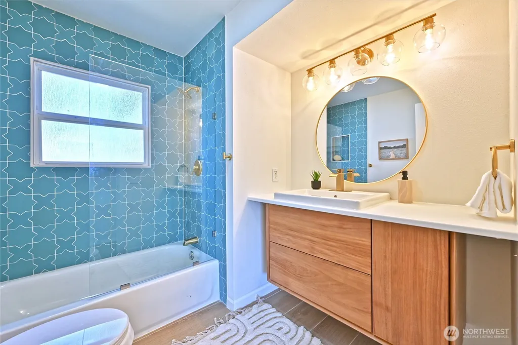 421 Wells Avenue N Renton WA 98057