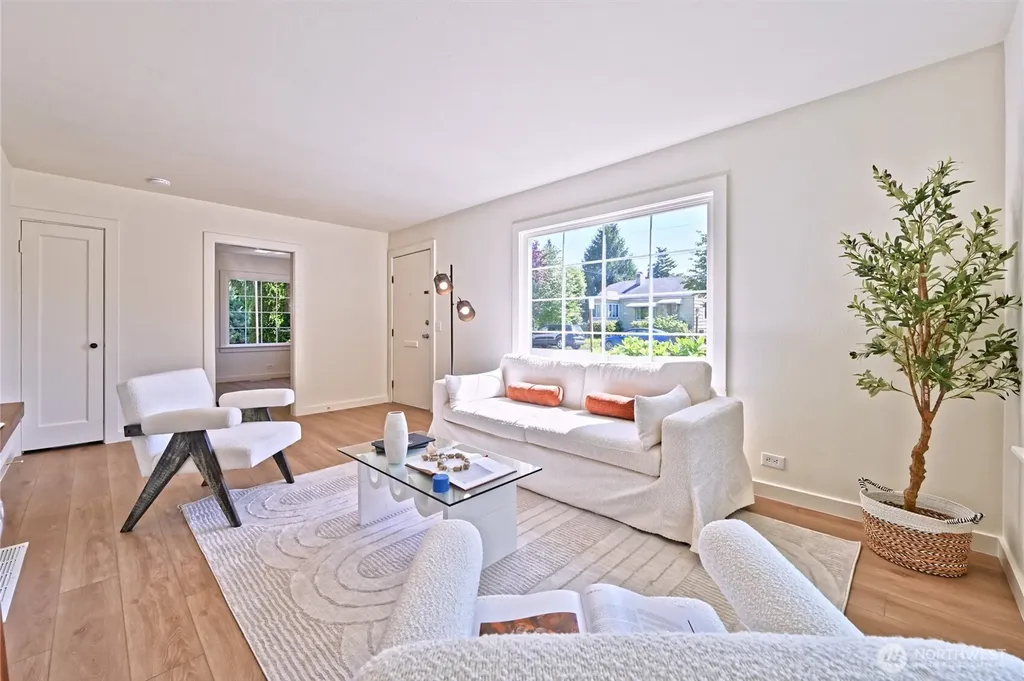 421 Wells Avenue N Renton WA 98057