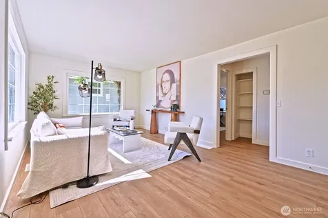 421 Wells Avenue N Renton WA 98057