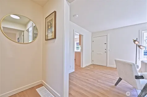 421 Wells Avenue N Renton WA 98057