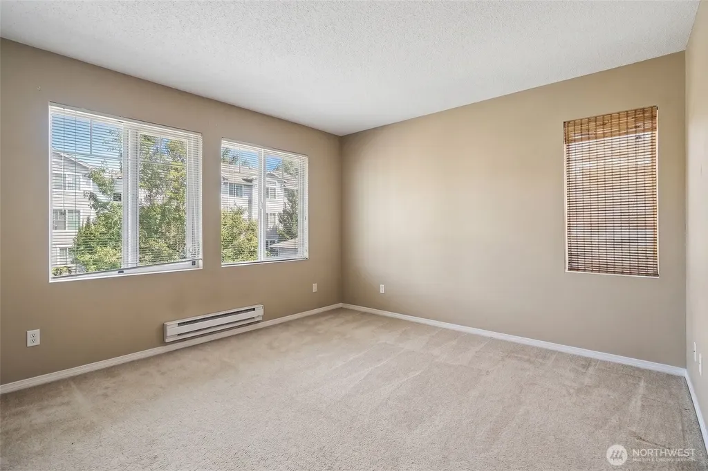 6443 Hazel Avenue SE Auburn WA 98092