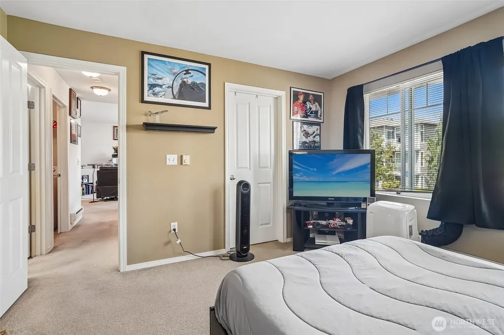 6443 Hazel Avenue SE Auburn WA 98092