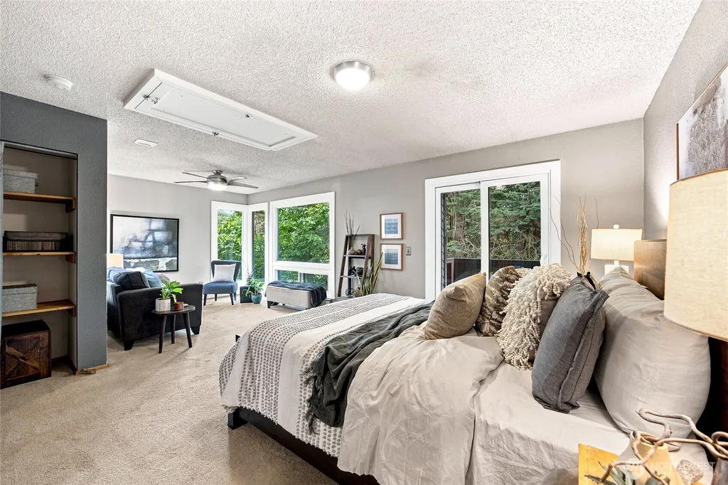 1208 S 216th Street Seattle WA 98198