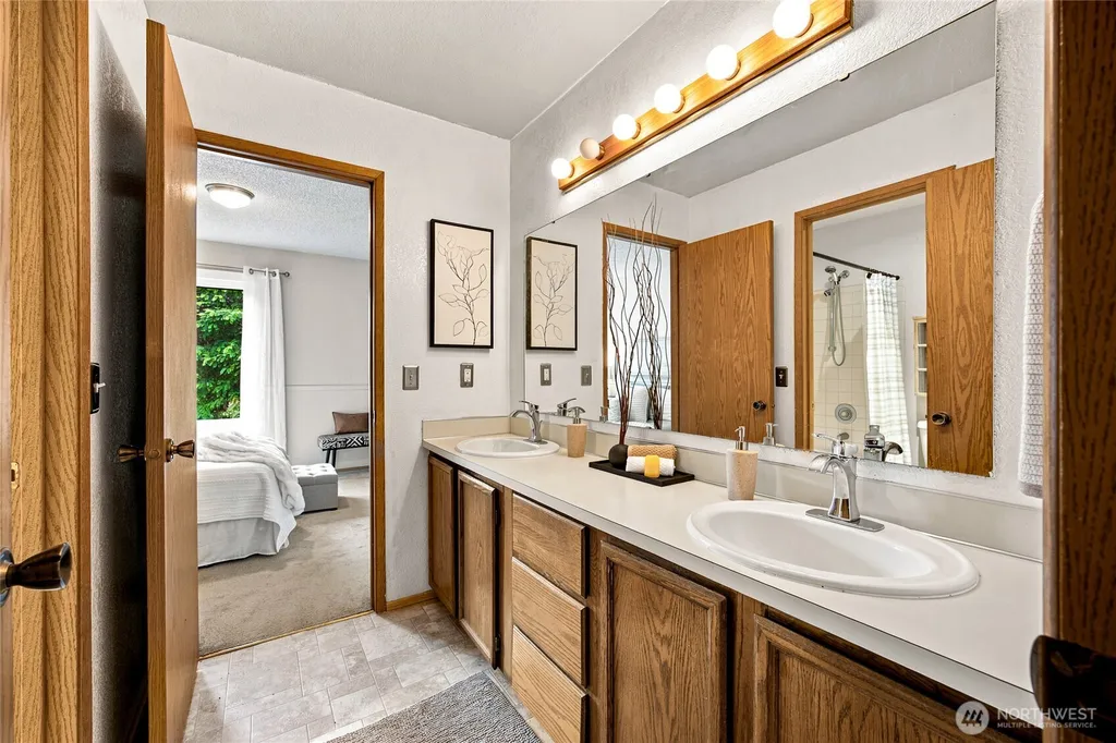 1208 S 216th Street Seattle WA 98198