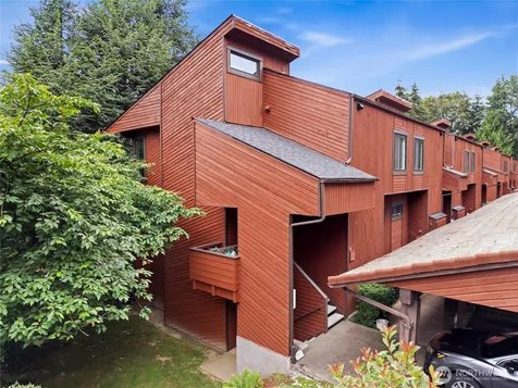 1208 S 216th Street Seattle WA 98198