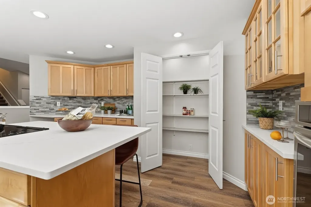 9408 370th Place SE Snoqualmie WA 98065