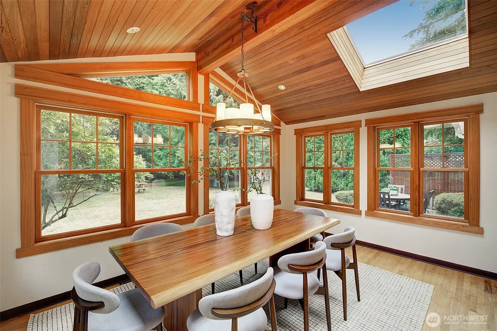 24116 107th Drive SE Woodinville WA 98077