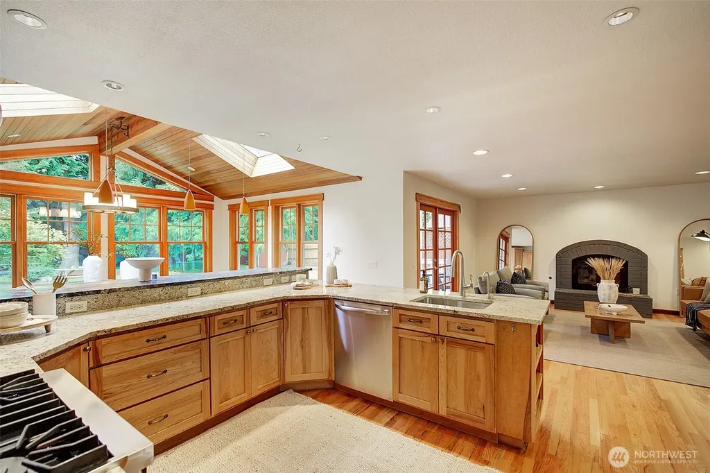 24116 107th Drive SE Woodinville WA 98077