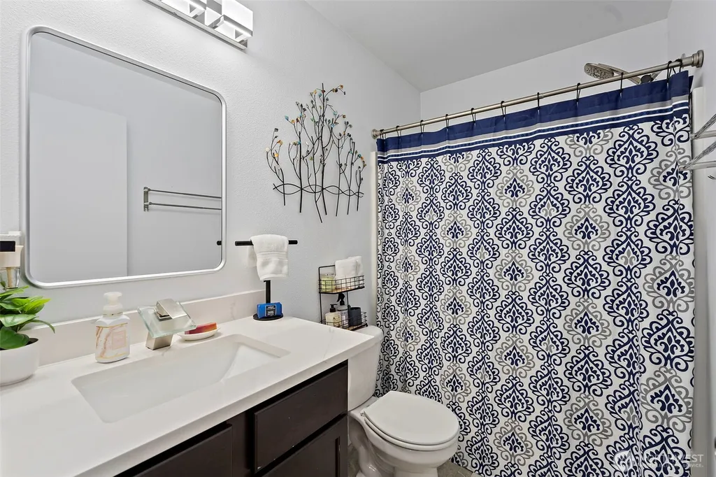 20810 Bonanza Drive E Bonney Lake WA 98391