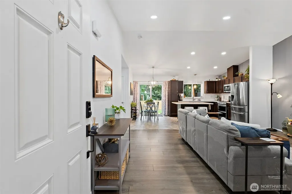 20810 Bonanza Drive E Bonney Lake WA 98391