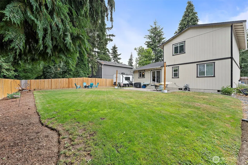 20810 Bonanza Drive E Bonney Lake WA 98391