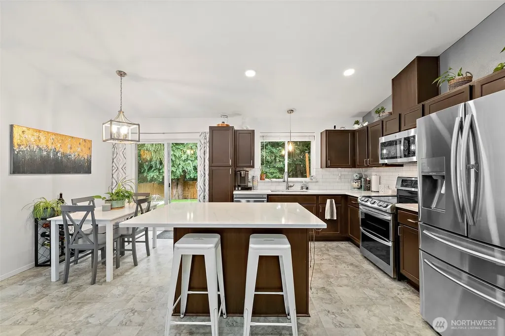 20810 Bonanza Drive E Bonney Lake WA 98391