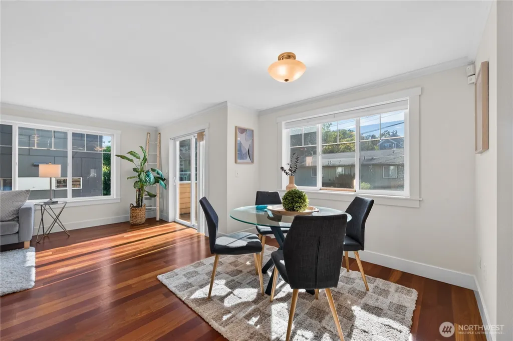 5013 40th Avenue NE Seattle WA 98105