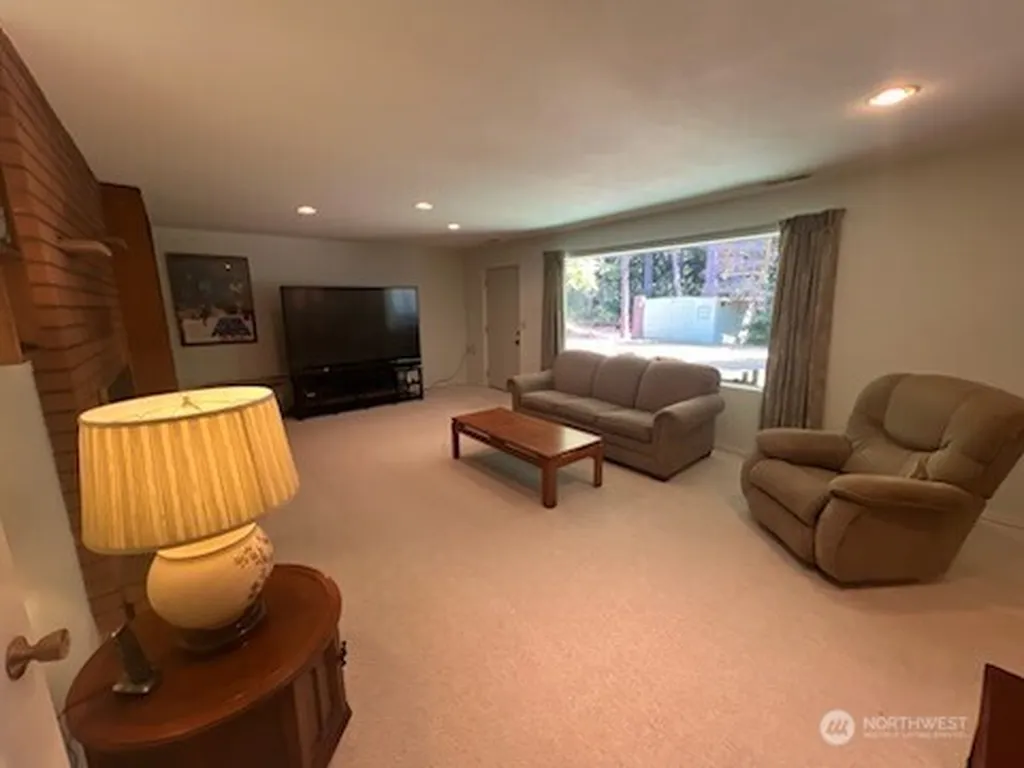 4430 Pine Avenue NE Bremerton WA 98310