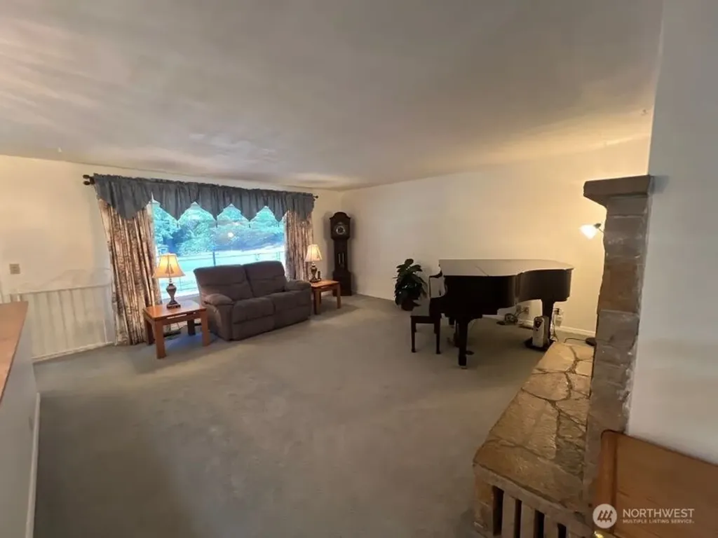 4430 Pine Avenue NE Bremerton WA 98310