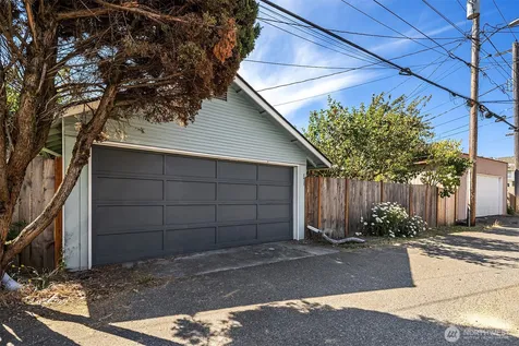 2415 Rucker Avenue Everett WA 98201