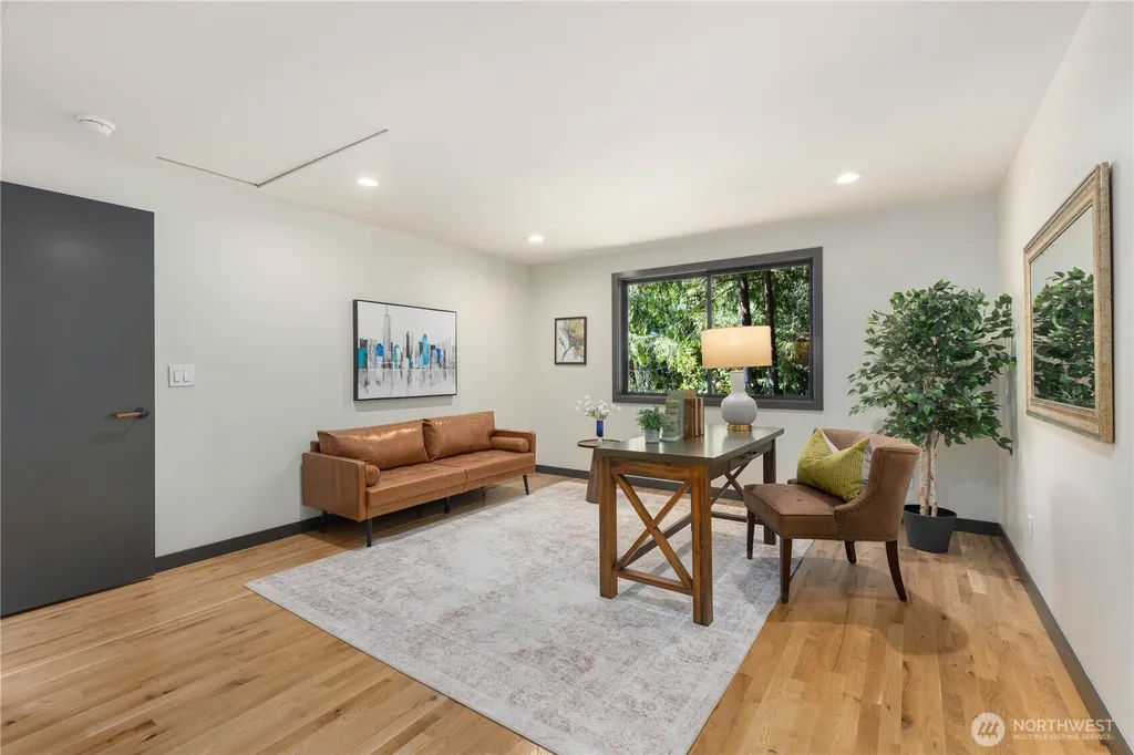 6498 NE Monte Vista Drive Bainbridge Island WA 98110