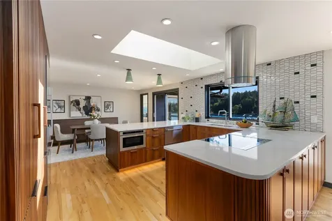 6498 NE Monte Vista Drive Bainbridge Island WA 98110