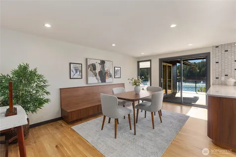 6498 NE Monte Vista Drive Bainbridge Island WA 98110