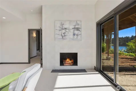 6498 NE Monte Vista Drive Bainbridge Island WA 98110