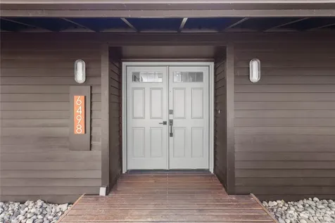 6498 NE Monte Vista Drive Bainbridge Island WA 98110