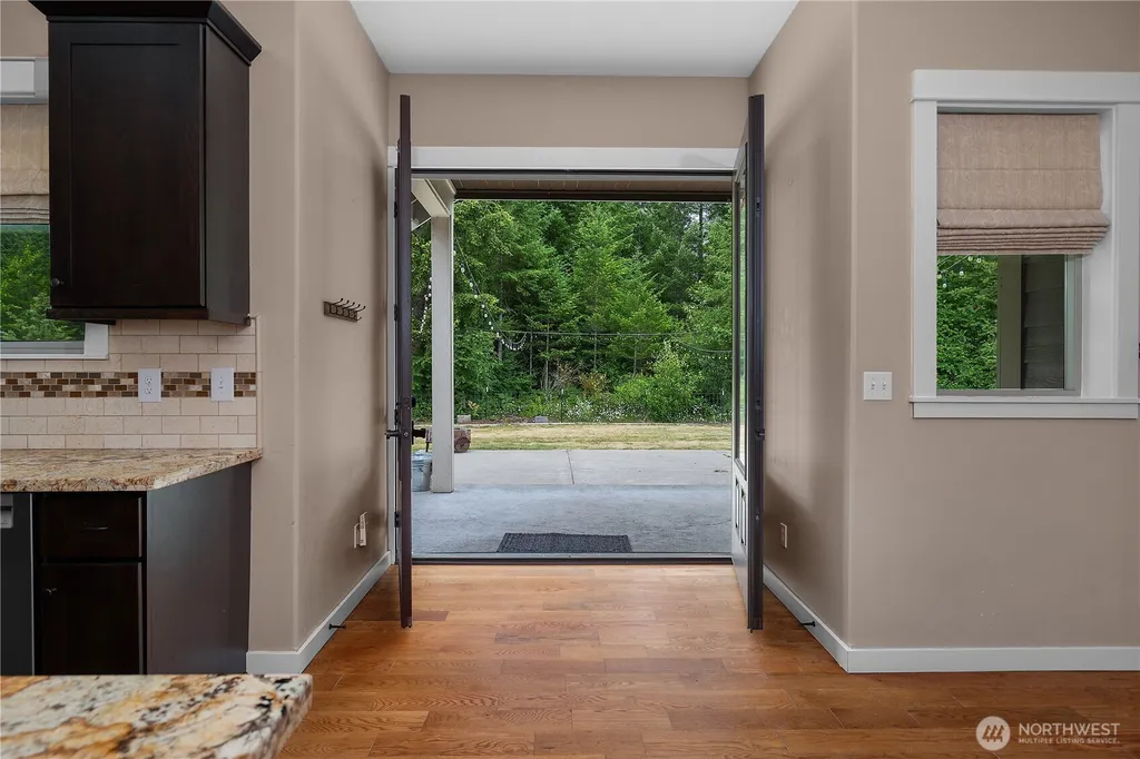 19724 144th Lane SE Yelm WA 98597