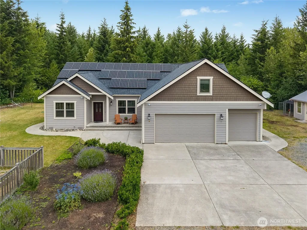19724 144th Lane SE Yelm WA 98597