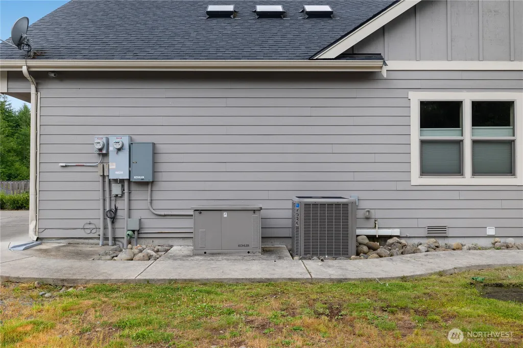 19724 144th Lane SE Yelm WA 98597