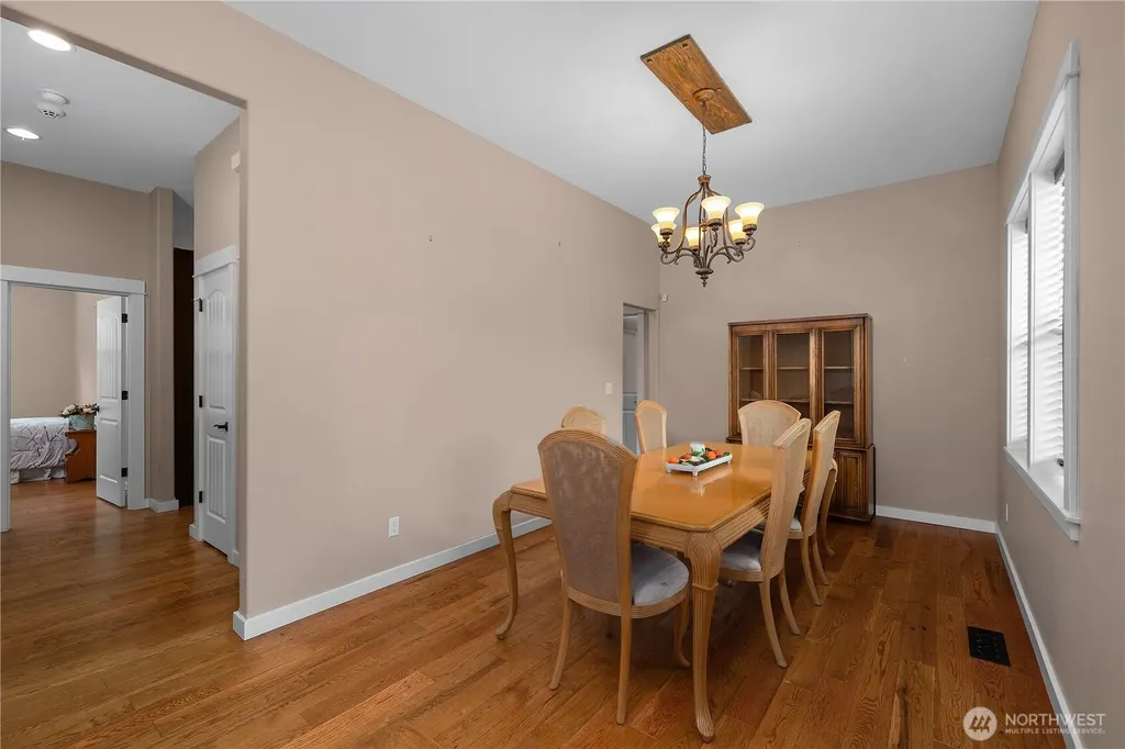19724 144th Lane SE Yelm WA 98597
