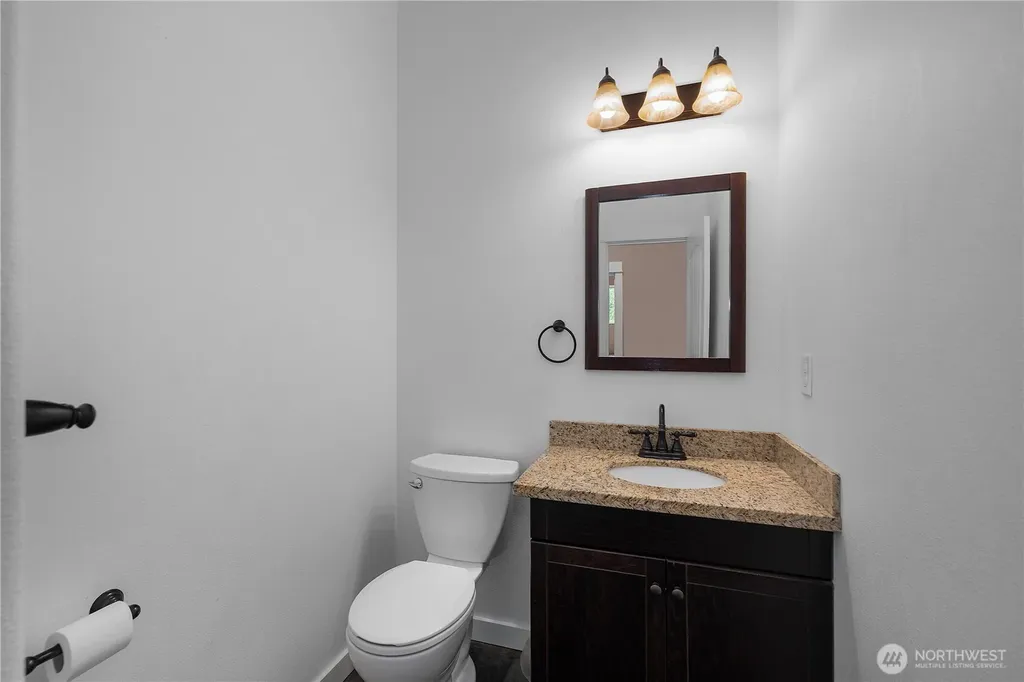19724 144th Lane SE Yelm WA 98597