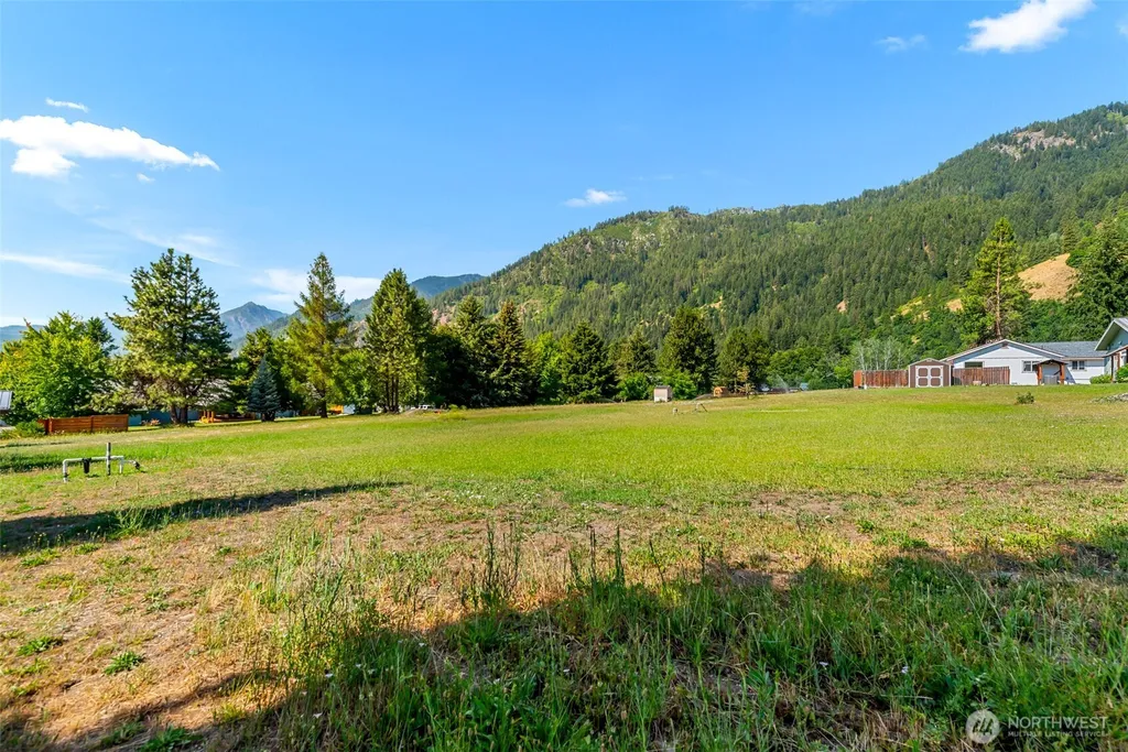 65 Ski Ridge Lane Leavenworth WA 98826