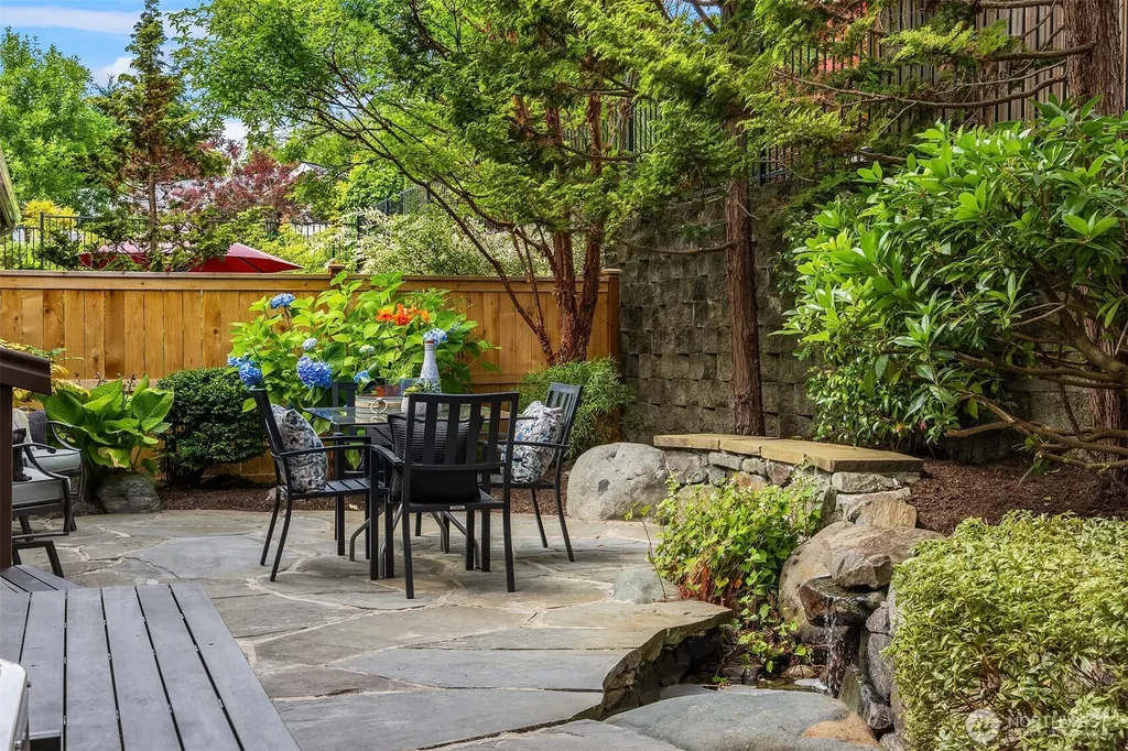 23756 NE 134th Place Redmond WA 98053