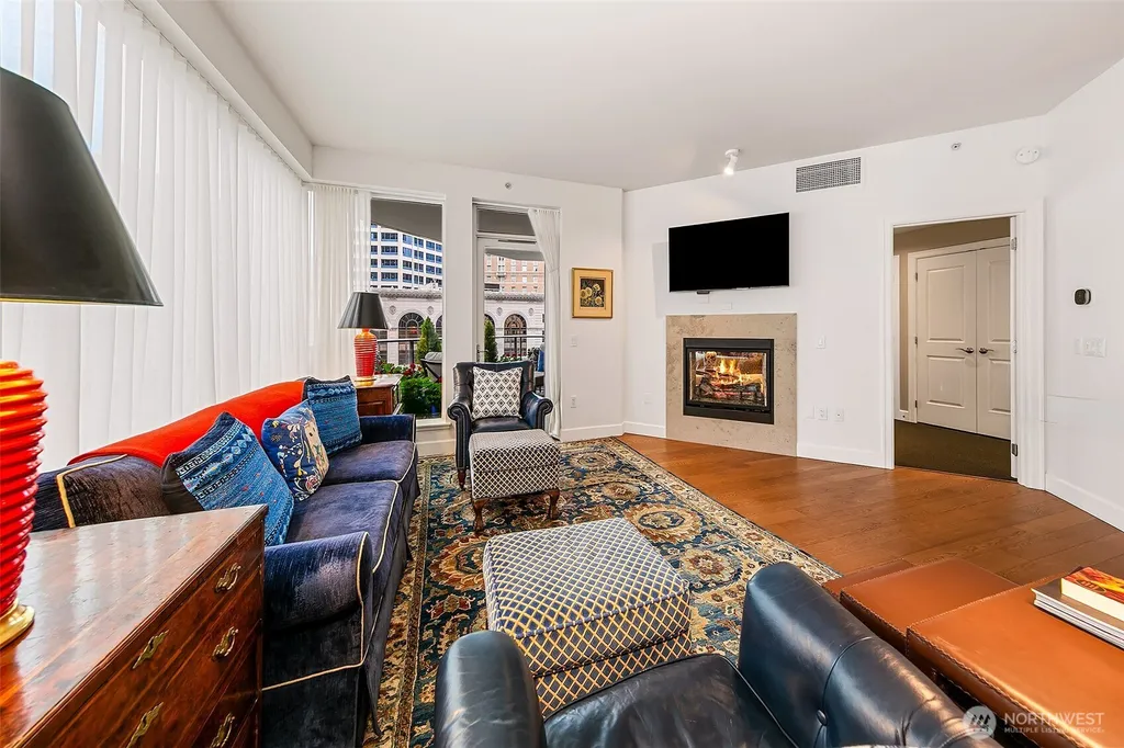 1920 4th Avenue Seattle WA 98101