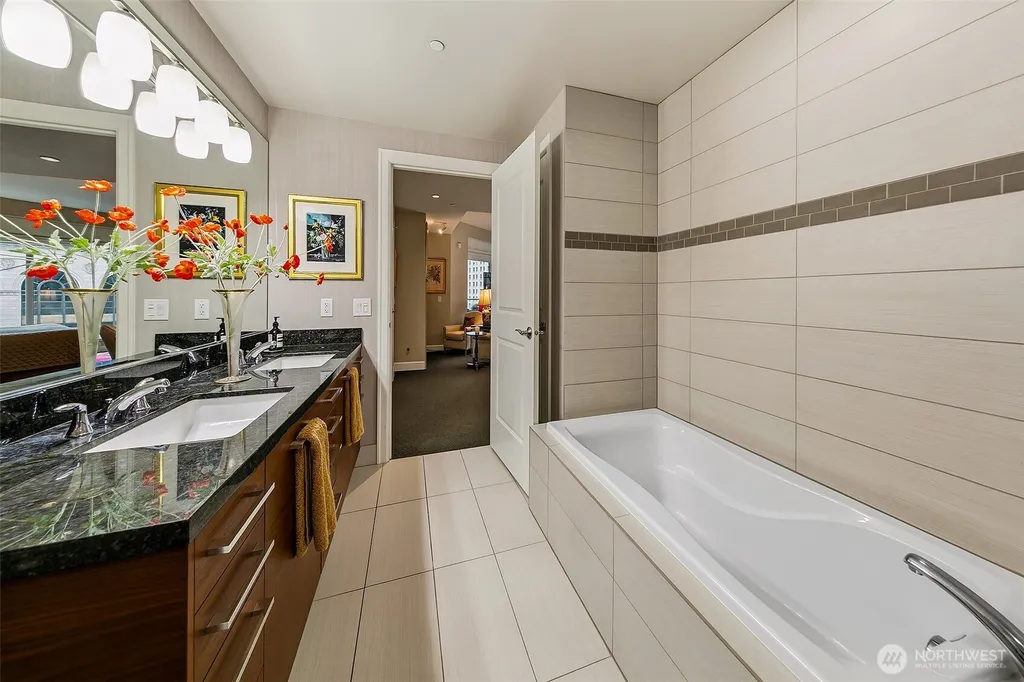 1920 4th Avenue Seattle WA 98101