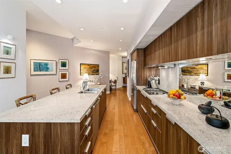 1920 4th Avenue Seattle WA 98101