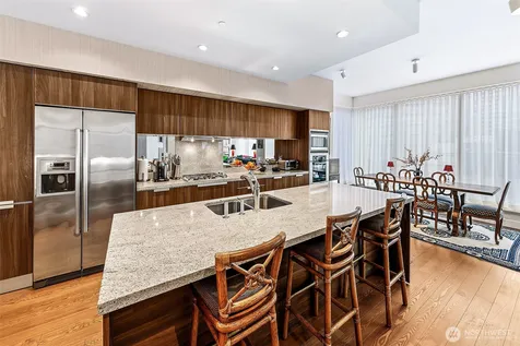 1920 4th Avenue Seattle WA 98101