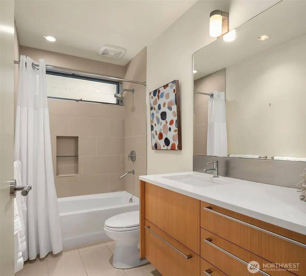 2716 107 Avenue SE Beaux Arts WA 98004
