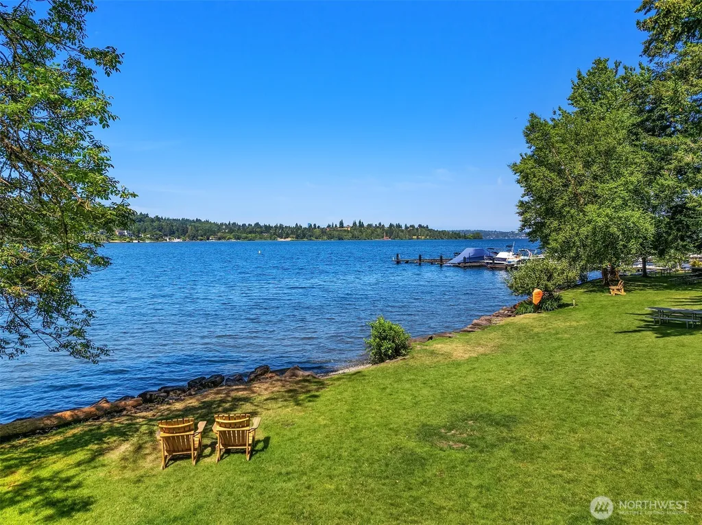 2716 107 Avenue SE Beaux Arts WA 98004