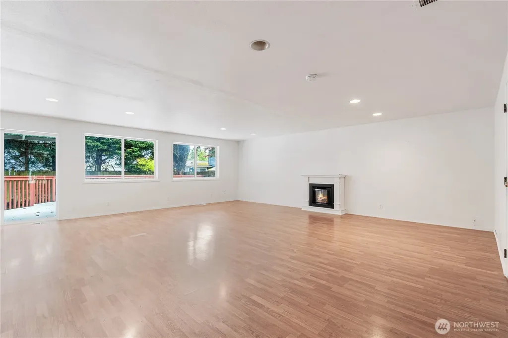 9604 NE 124th Street Kirkland WA 98034