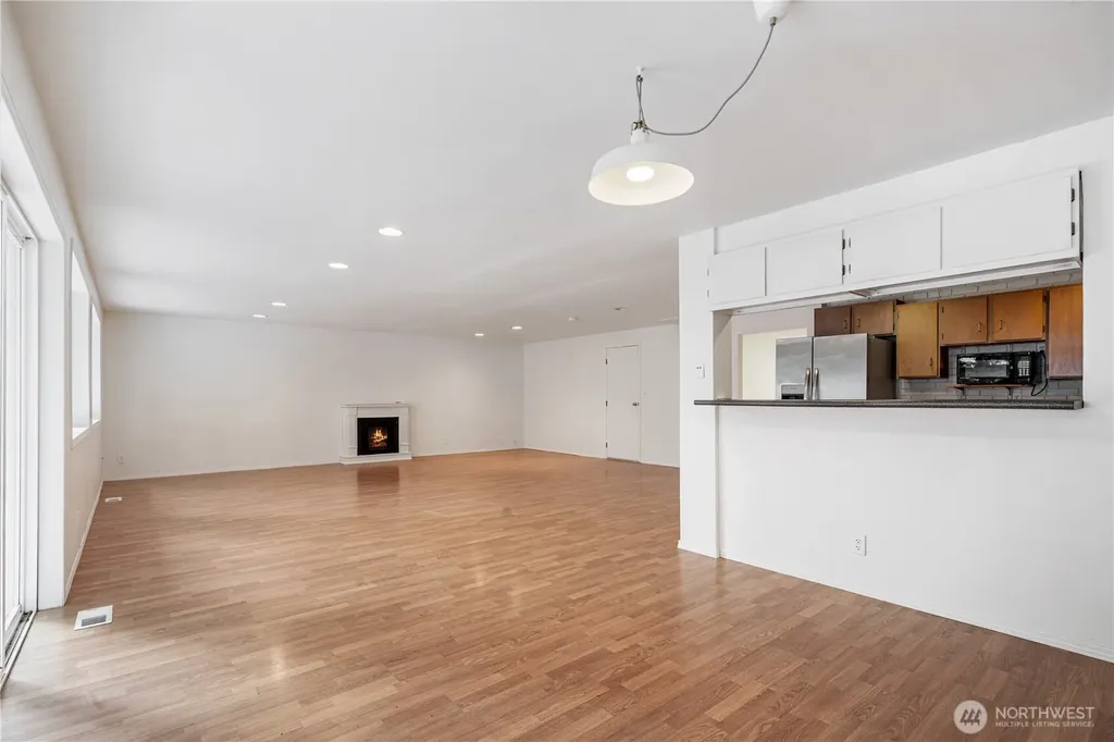 9604 NE 124th Street Kirkland WA 98034