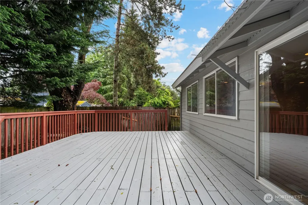 9604 NE 124th Street Kirkland WA 98034