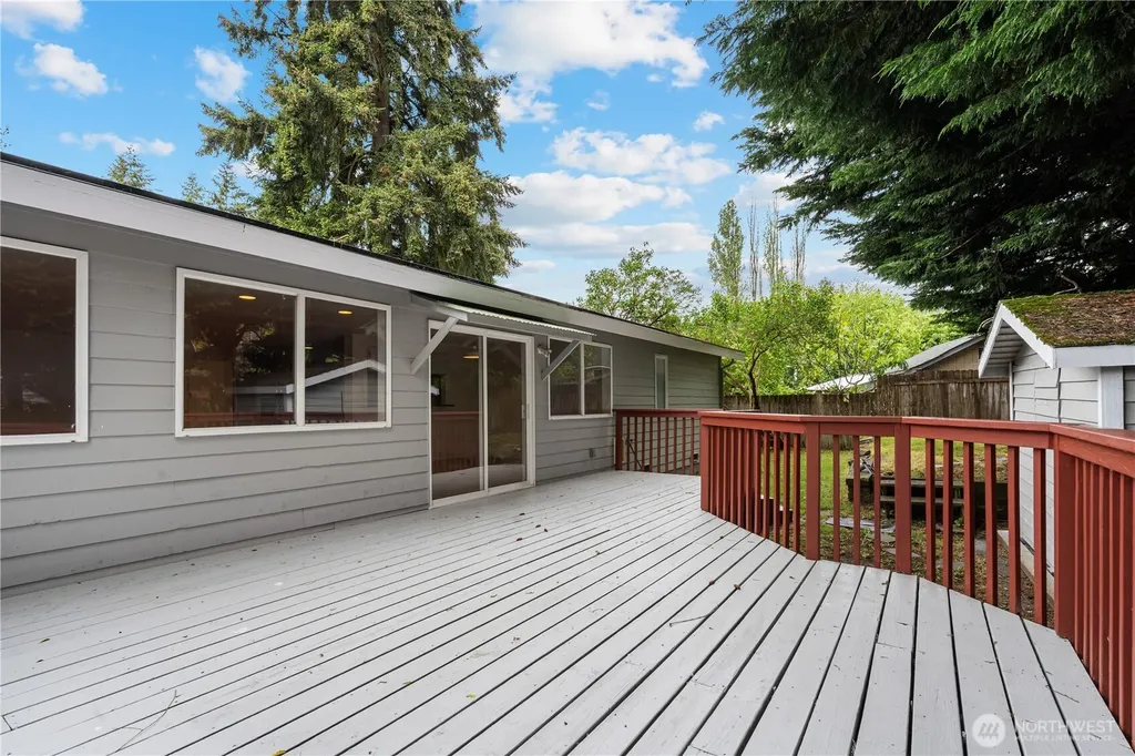 9604 NE 124th Street Kirkland WA 98034