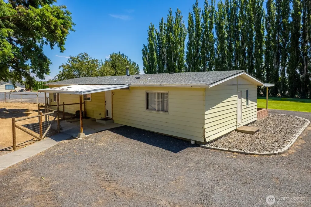 2399 Basin Street SW Ephrata WA 98823