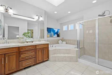 1756 Monroe Avenue NE Renton WA 98056
