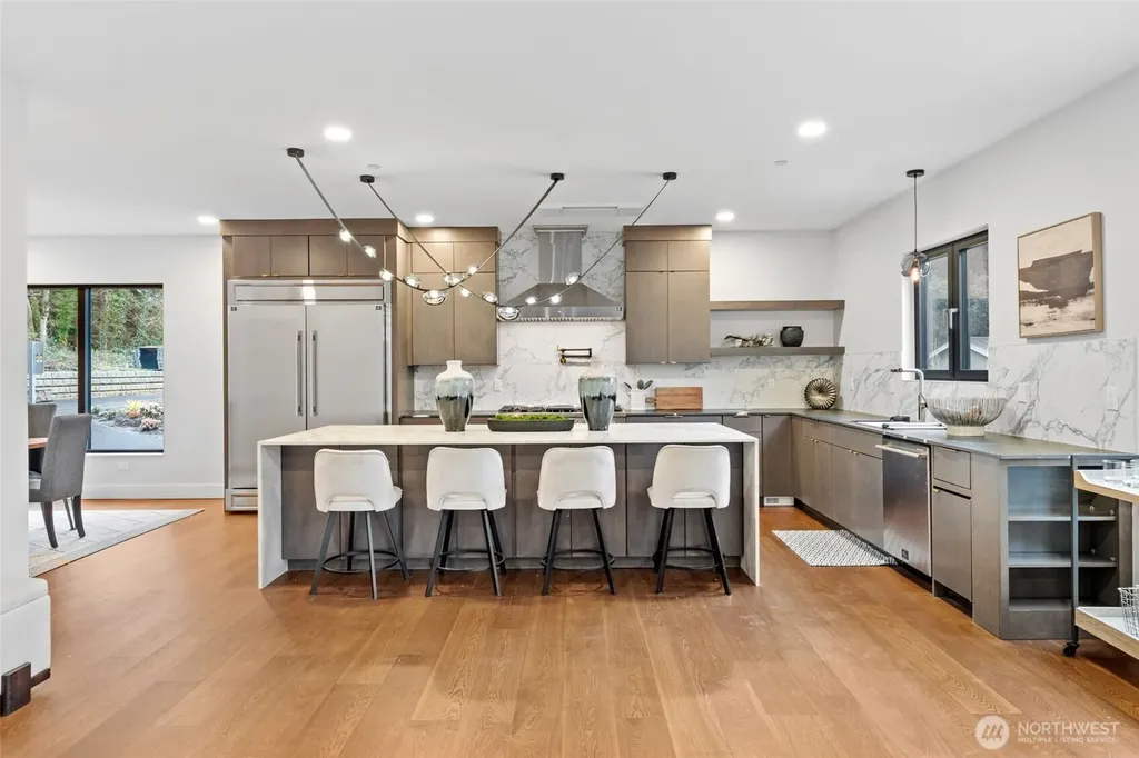 7903 240th Street SW Edmonds WA 98026
