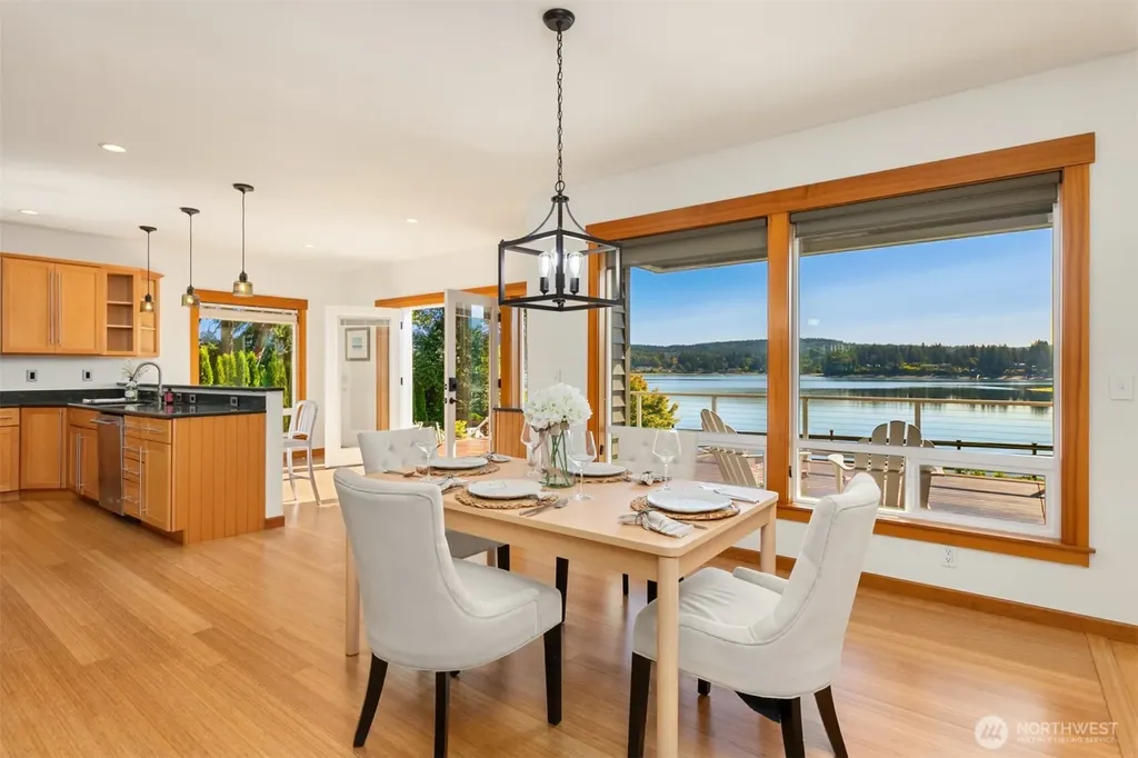 16392 Pearson Road NE Poulsbo WA 98370