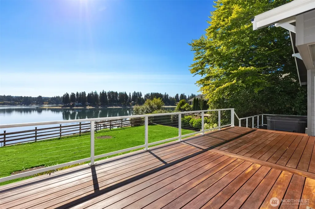 16392 Pearson Road NE Poulsbo WA 98370