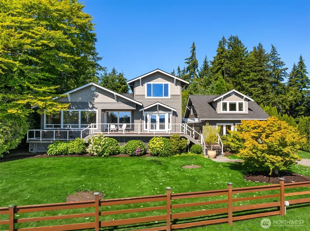 16392 Pearson Road NE Poulsbo WA 98370