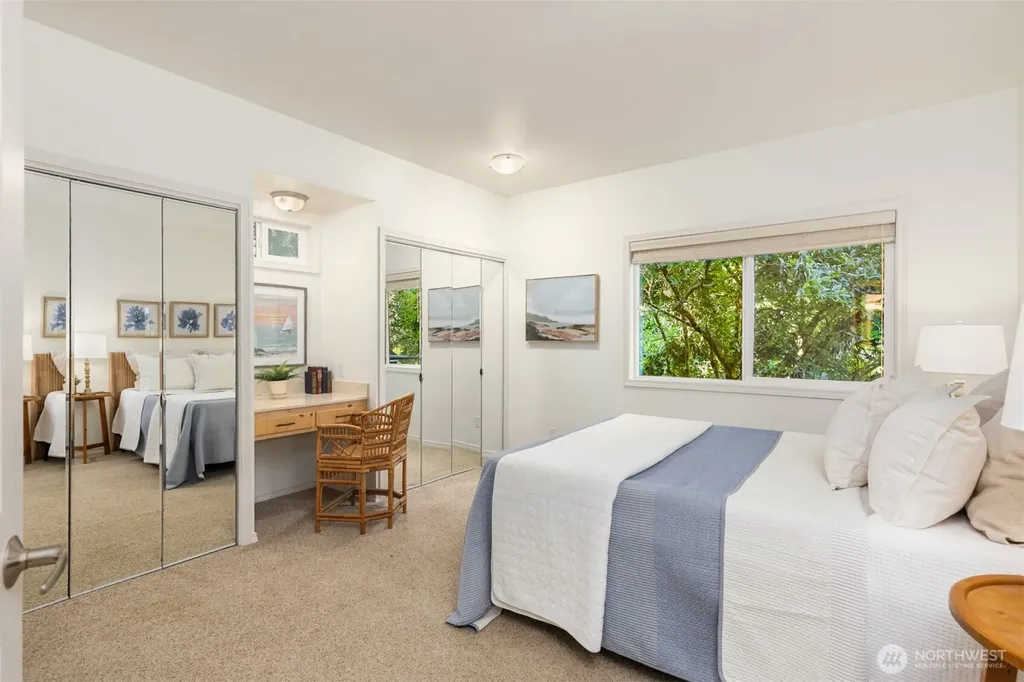 16392 Pearson Road NE Poulsbo WA 98370